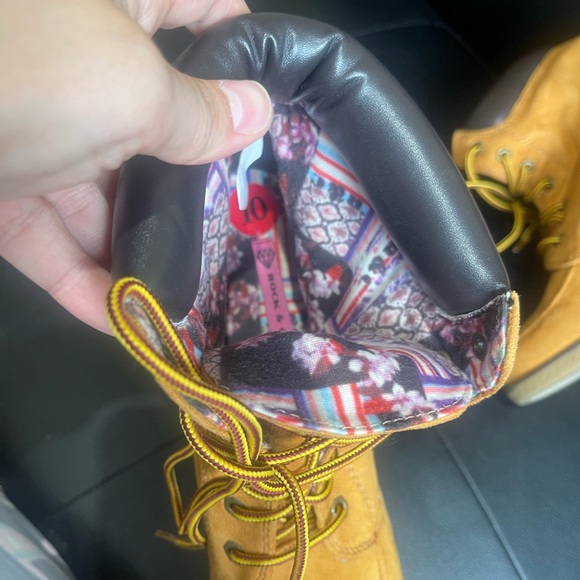 ❄️TAKE 50% OFF LIST PRICE❄️ Rock & Candy wedge boots - Picture 3 of 13